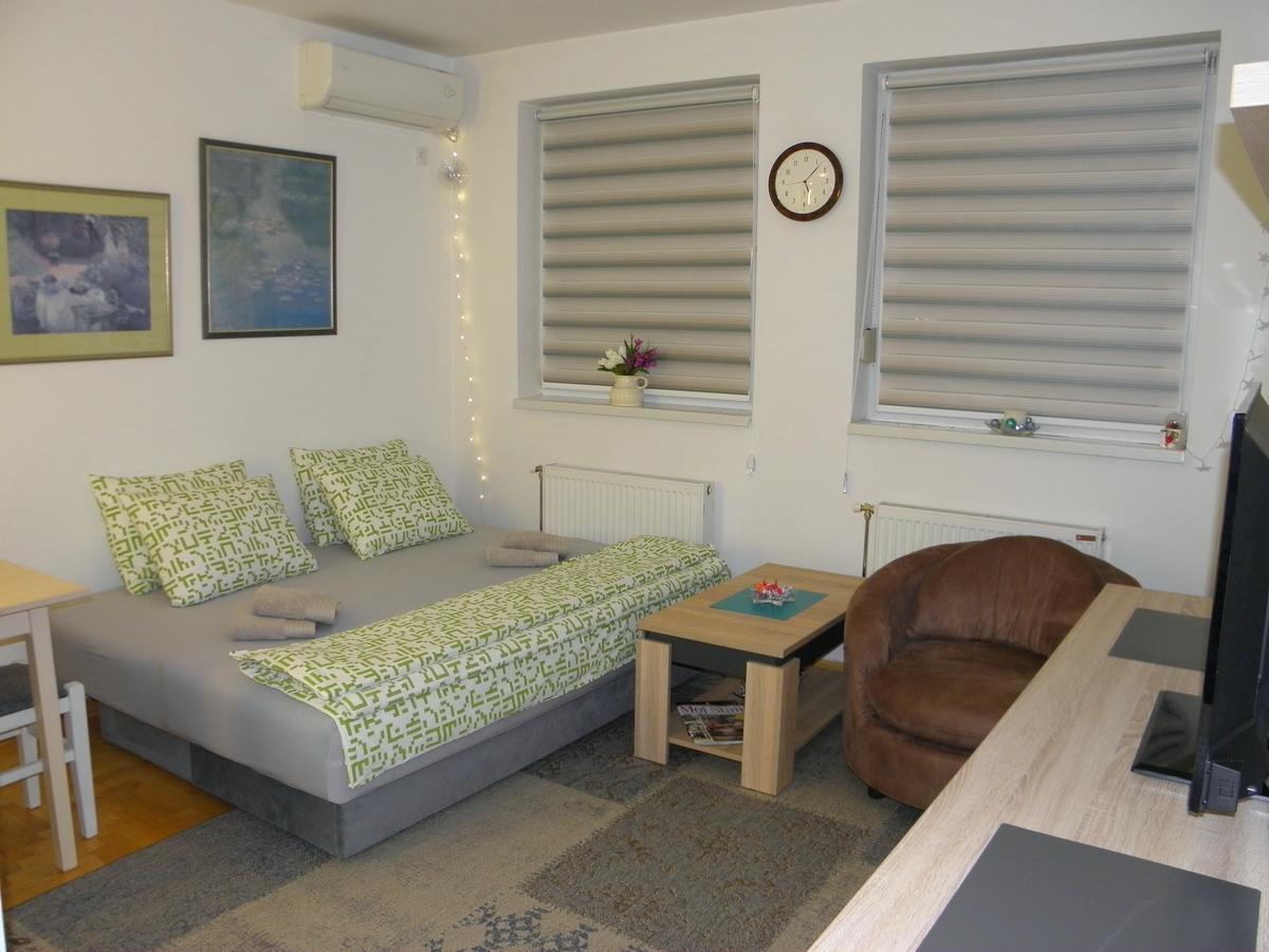 Apartment Xenia Novi Sad Exteriér fotografie